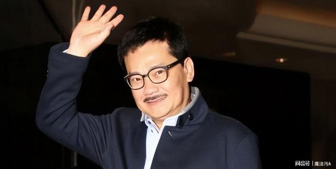 漫画教父黄玉郎受访:曾与黎姿相恋妻小37岁有子万事足(图2)